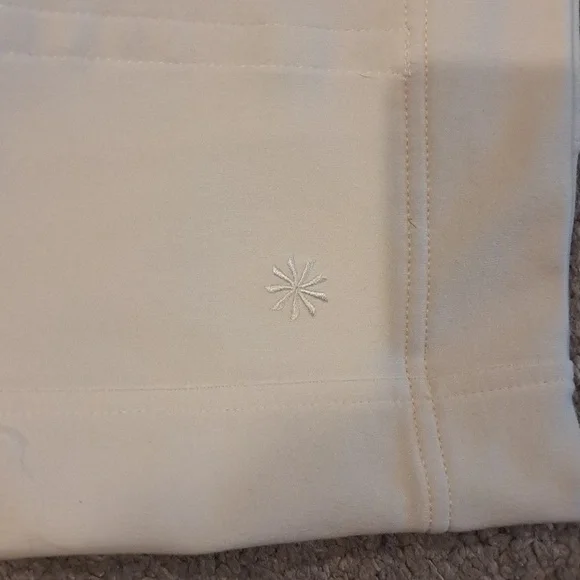 Athleta Cream Color Elastic Waist Wide Legged Cargo Sweat Pants - Picture 9 of 9